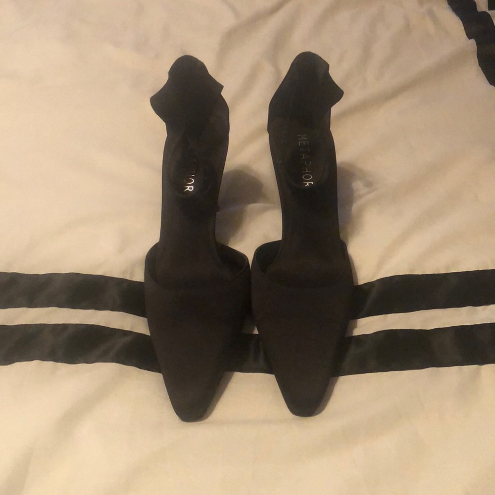 Metaphor Heels